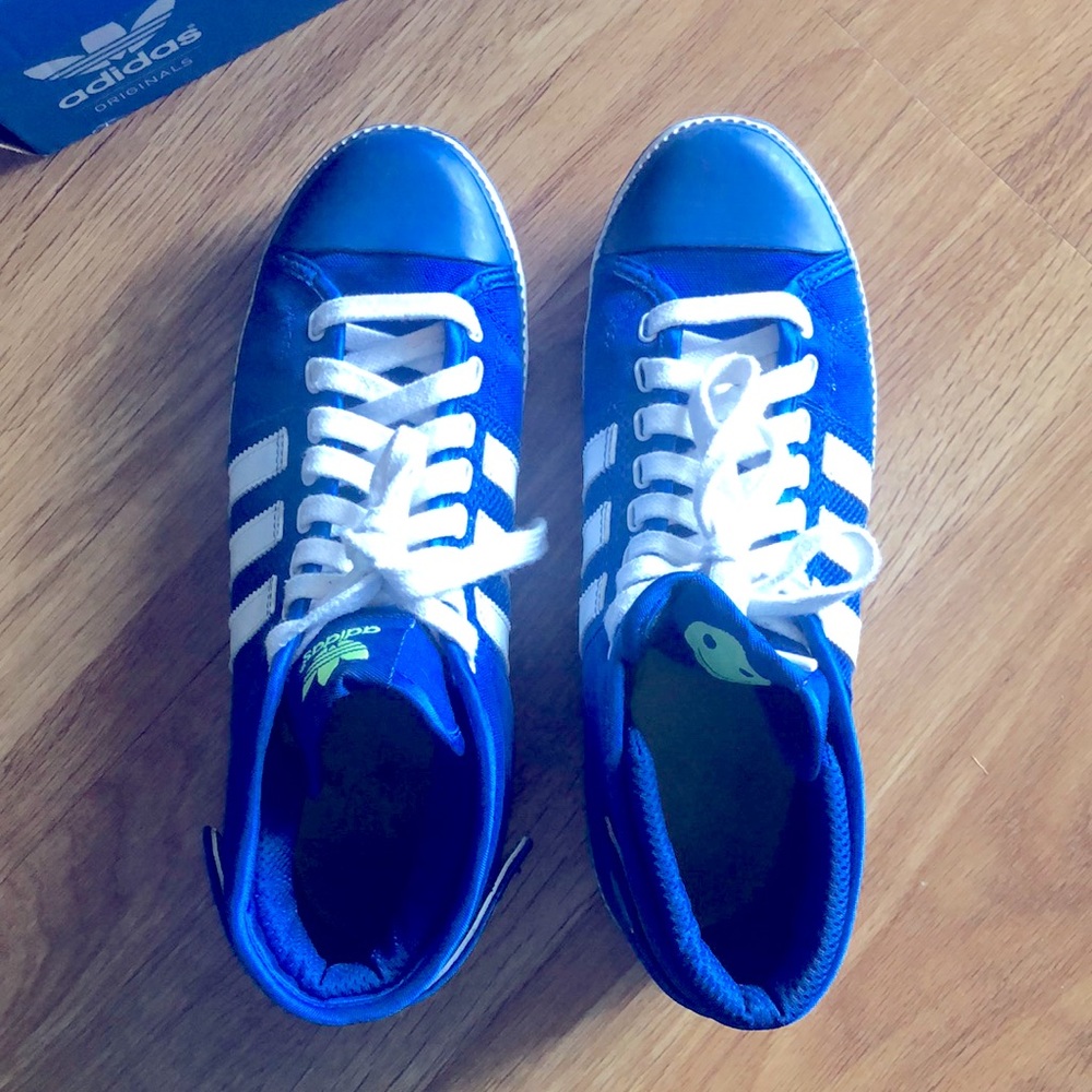 adidas | Classic Stripes Sneakers 👟